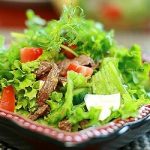 Đơn giản đầy dinh dưỡng với món salad thịt bò thơm ngon
