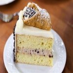 Cách làm bánh cannoli truyền thống của Ý ngon hết sẩy