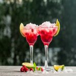 Tận hưởng mùa hè mắt lạnh với cách pha cocktail thơm ngon quyến rũ