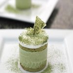 Cách làm bánh mousse trà xanh chanh mát lạnh thổi bay cái nóng ngày hè