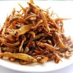 Cá cơm kho, món ngon ngày lạnh