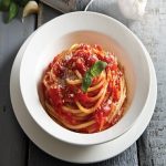Cách làm mì Ý sốt bò bằm ngon như người bản xứ