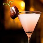 Cách pha chế Lychee martini thơm ngon hấp dẫn