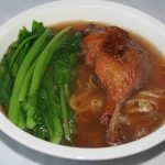 Cách nấu mì vịt tiềm từ vịt quay đơn giản nhanh chóng