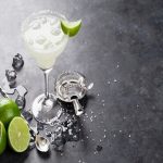 Thanh mát với một ly rượu cocktail cho ngày hè oi bức