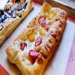 Pizza làm từ vỏ bánh pastry vừa ngon mà vừa lạ cho bạn