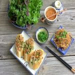 Bữa sáng ngon mà lại tiết kiệm với món bánh mì nướng mỡ hành