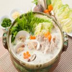 Cách làm lẩu gà sữa đậu nành lạ miệng cho bữa tiệc cuối năm