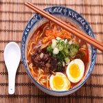 Tận hưởng hương vị cay nồng với mì cay Hàn Quốc