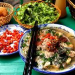 Tuyệt chiêu nấu bún ốc sườn thơm lừng góc bếp, cả nhà tấm tắc khen ngon