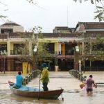 Phố cổ Hội An: 1 tháng phải hứng chịu tới 6 đợt nước lũ