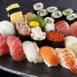 Cách ăn sushi chuẩn của người Nhật, nhiều người ăn sai mà không biết