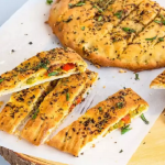 3 cách làm bánh mì bơ tỏi cực đơn giản, ai cũng có thể làm được!