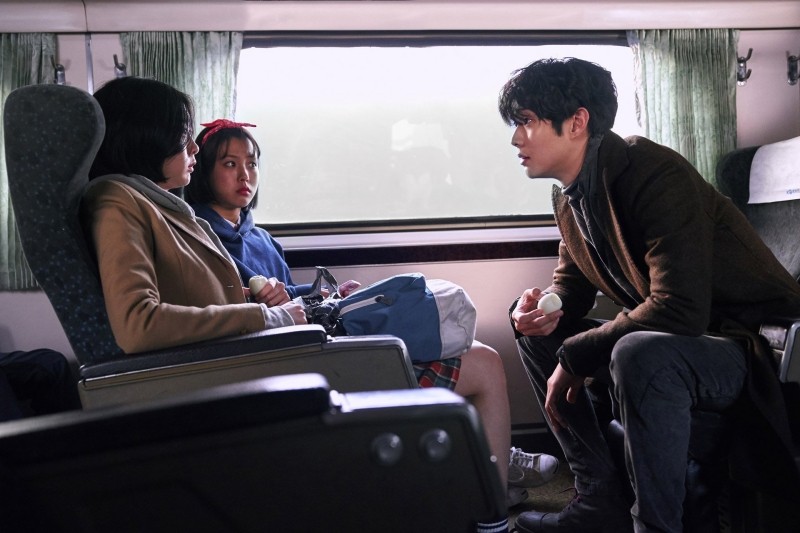 Hợp tác 2 phim chưa đủ, Choi Woo Shik vẫn tha thiết muốn tiếp tục tái hợp Kim Da Mi lần 3 - Hình 3