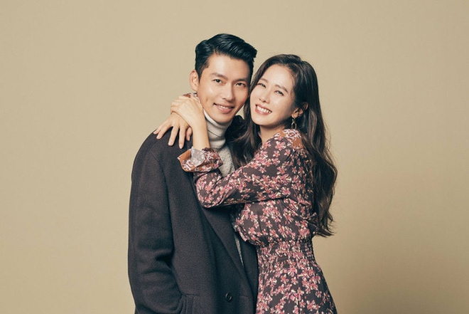 Son Ye Jin và Hyun Bin bị tóm sống hẹn hò hậu tin đồn sắp kết hôn, nắm chặt tay khiến fan phát sốt - Hình 3