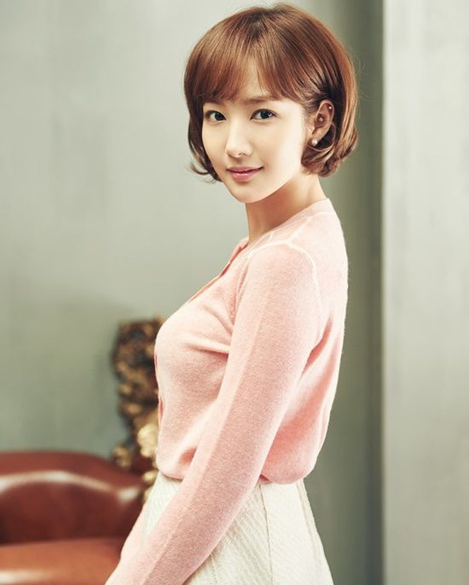 Mỹ nhân Hàn cắt phăng mái tóc dài vì vai diễn: Song Hye Kyo được khen nức nở, idol vạn người mê lại bị chê "y hệt đàn ông" - Ảnh 10.