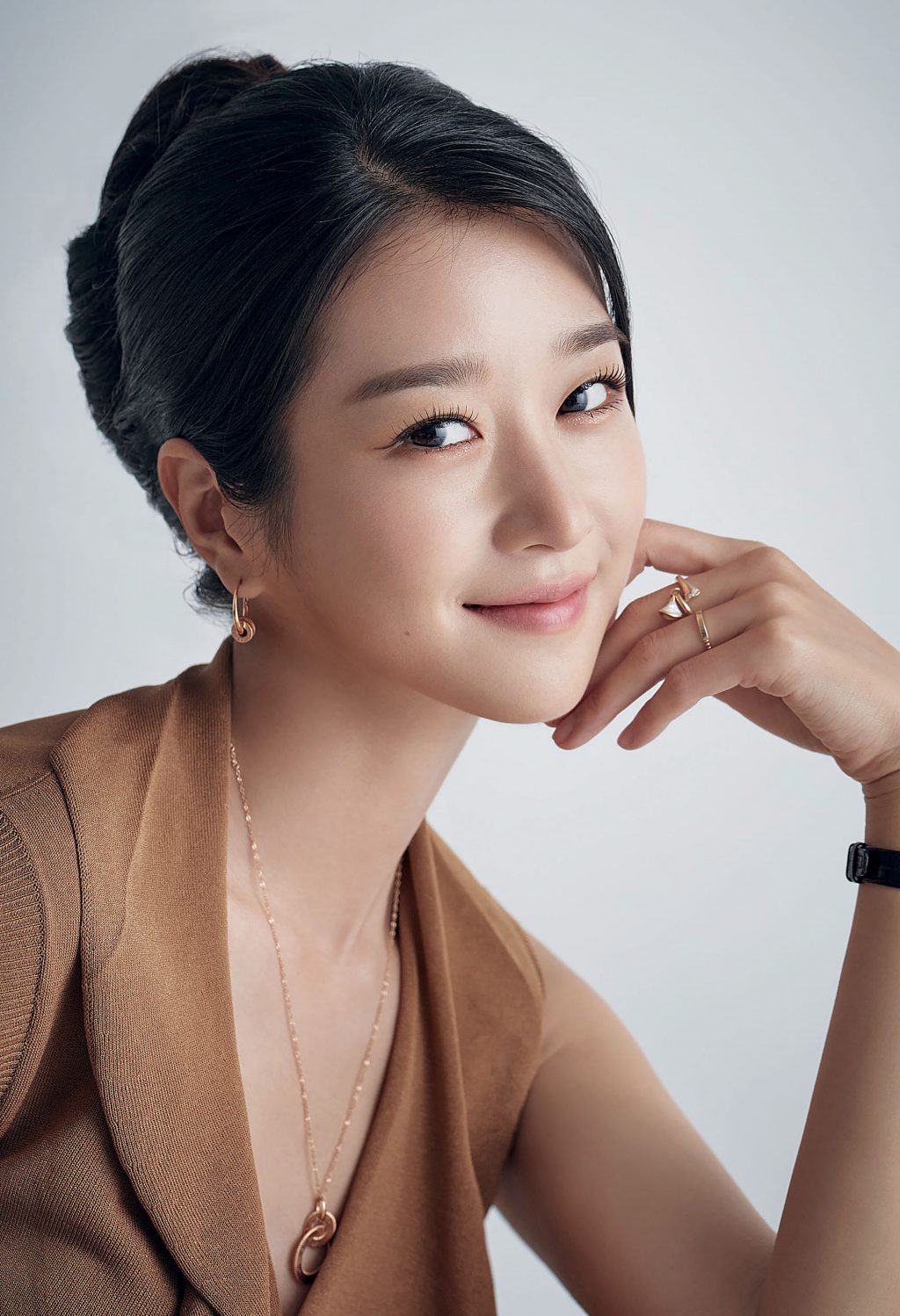 Mỹ nhân “Thiên Nga Bóng Đêm" Seo Ye Ji: Sở hữu vẻ đẹp sắc sảo ở tuổi U30, từng khiến showbiz Hàn xôn xao với ồn ào cùng bạn trai cũ - Ảnh 5.
